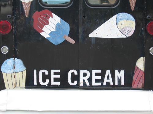 72106icecreamtruck.jpg