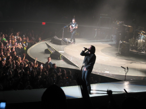 112205u2msg11.jpg