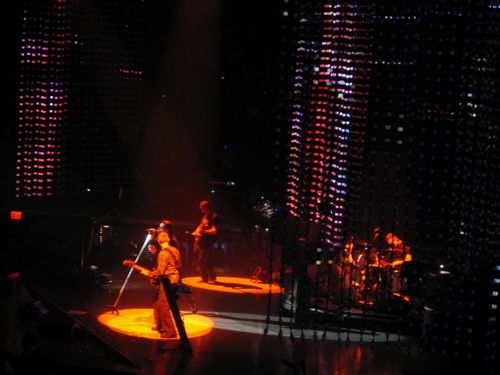 112205u2msg3.jpg