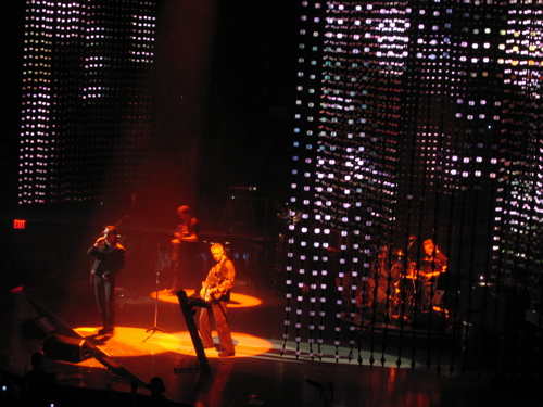 112205u2msg5.jpg