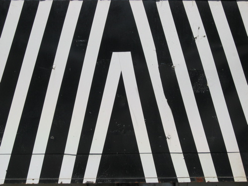 6805bwstripes.JPG